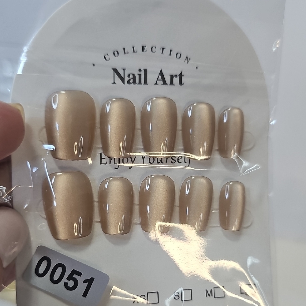 Nail Art Gold Cat Eye Effect Press-On Nails set Of 10 +‎ Adhesive Size S NEW